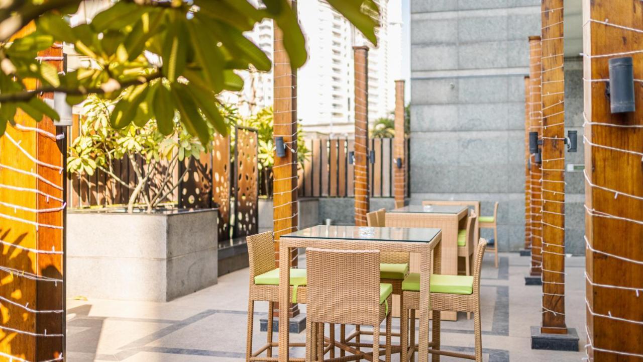 Ibis Gurgaon Golf Course Road - An Accor Brand Hotel ภายนอก รูปภาพ
