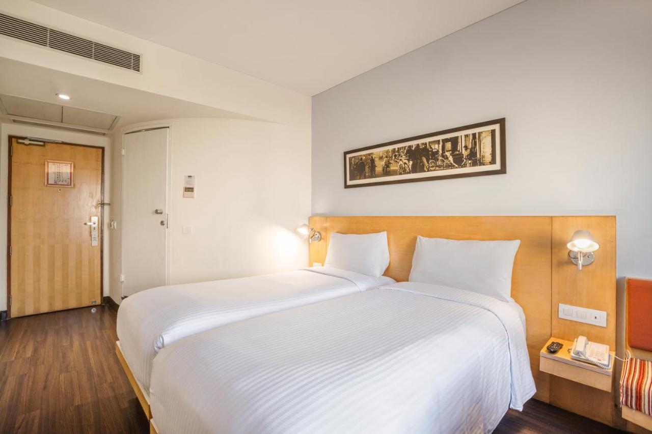 Ibis Gurgaon Golf Course Road - An Accor Brand Hotel ภายนอก รูปภาพ