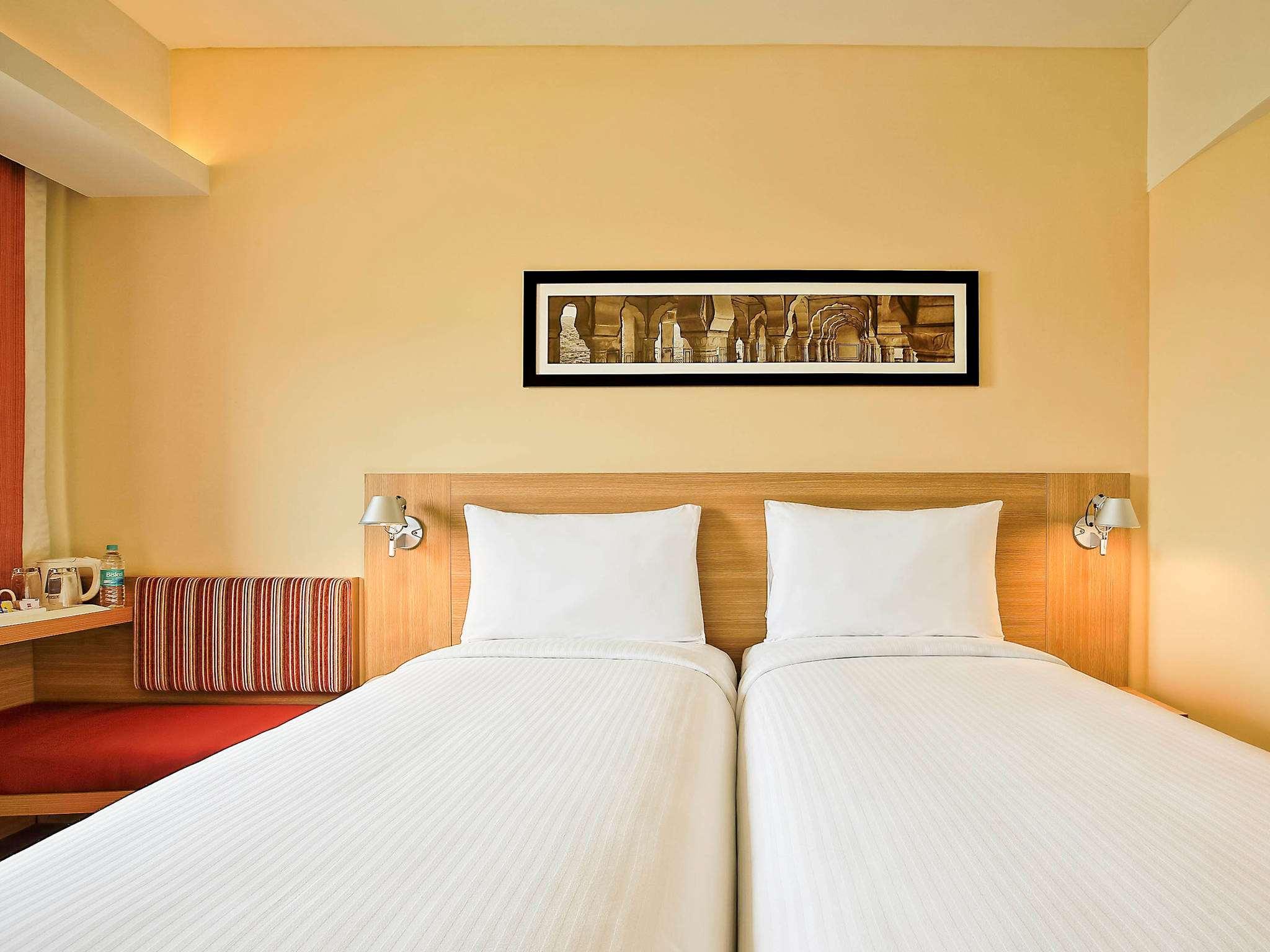 Ibis Gurgaon Golf Course Road - An Accor Brand Hotel ภายนอก รูปภาพ