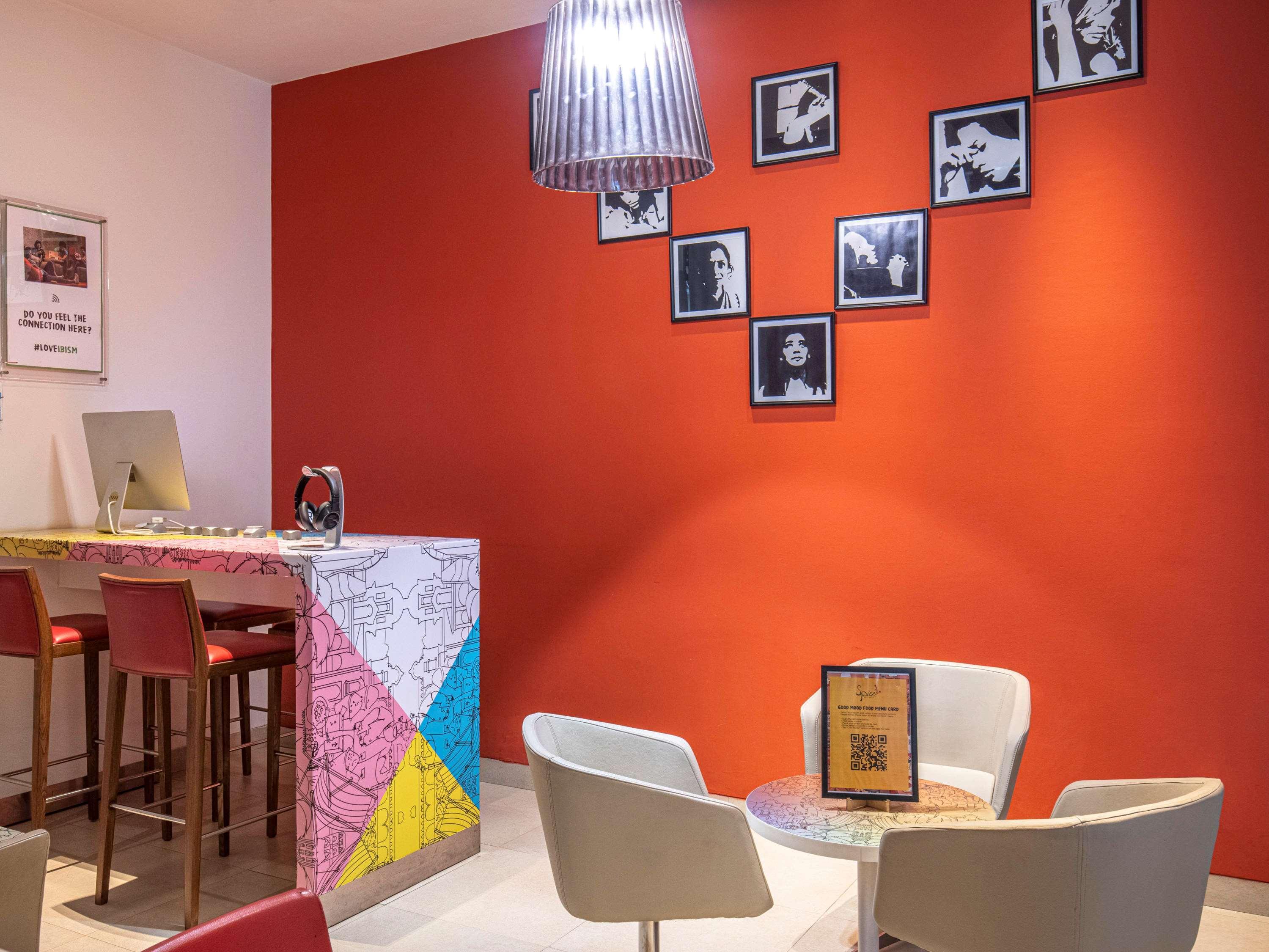 Ibis Gurgaon Golf Course Road - An Accor Brand Hotel ภายนอก รูปภาพ