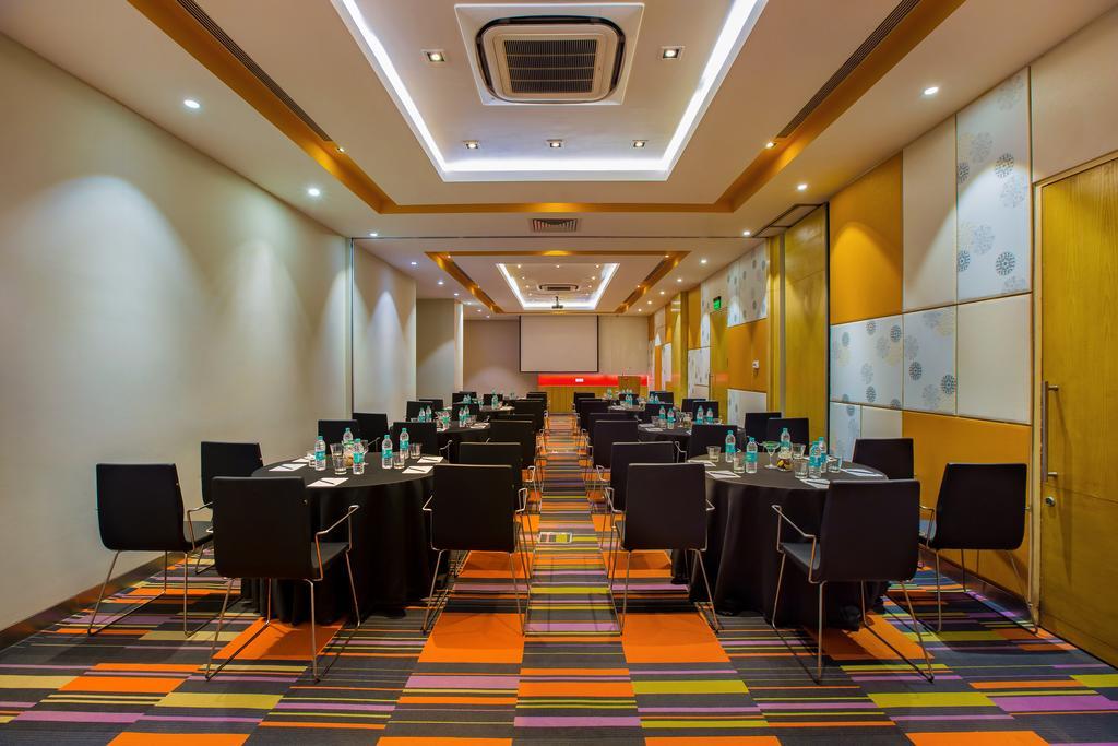Ibis Gurgaon Golf Course Road - An Accor Brand Hotel ภายนอก รูปภาพ